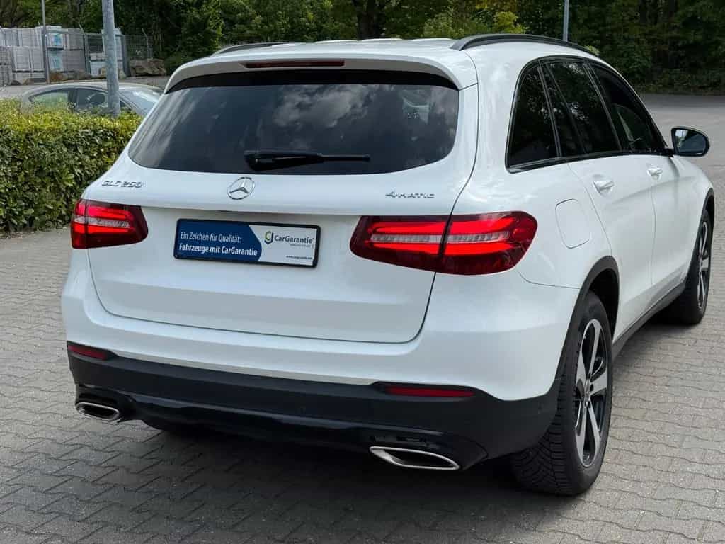 Mercedes-Benz GLC-Class 250 4Matic Garantie *AMG Line *Leder *Pano 02/2019-photo-10