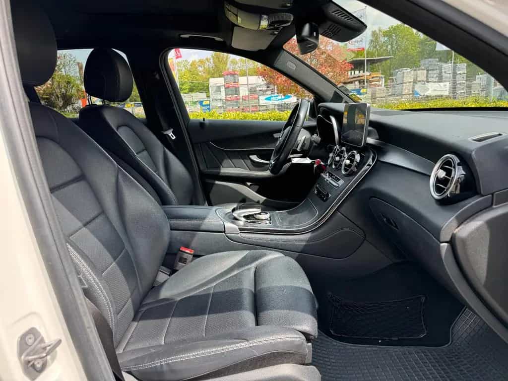 Mercedes-Benz GLC-Class 250 4Matic Garantie *AMG Line *Leder *Pano 02/2019-photo-19