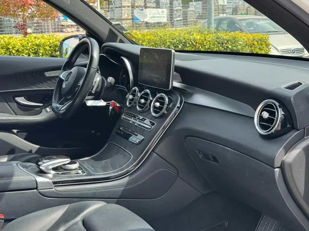 Mercedes-Benz GLC-Class 250 4Matic Garantie *AMG Line *Leder *Pano 02/2019-photo-20