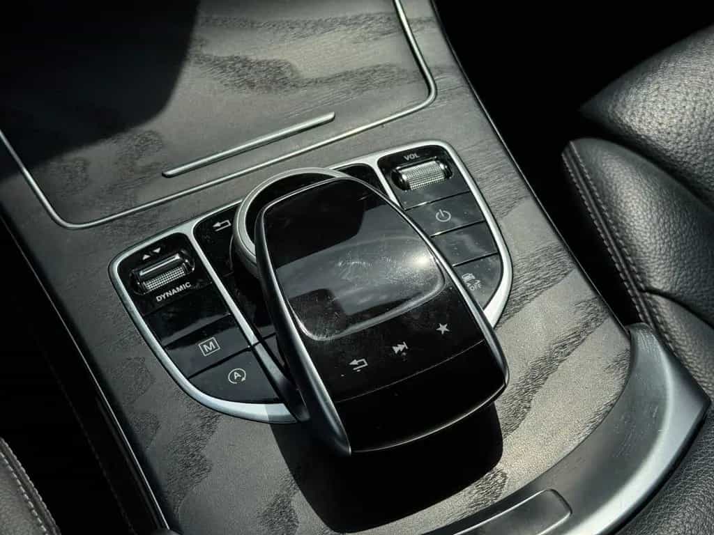 Mercedes-Benz GLC-Class 250 4Matic Garantie *AMG Line *Leder *Pano 02/2019-photo-24