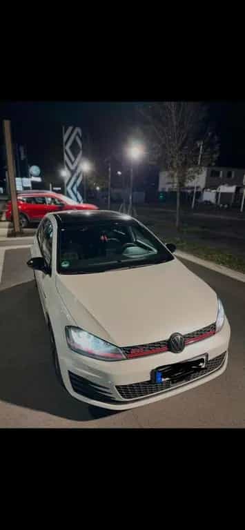 Volkswagen Golf 7 GTI Performance 09/2016-photo-2
