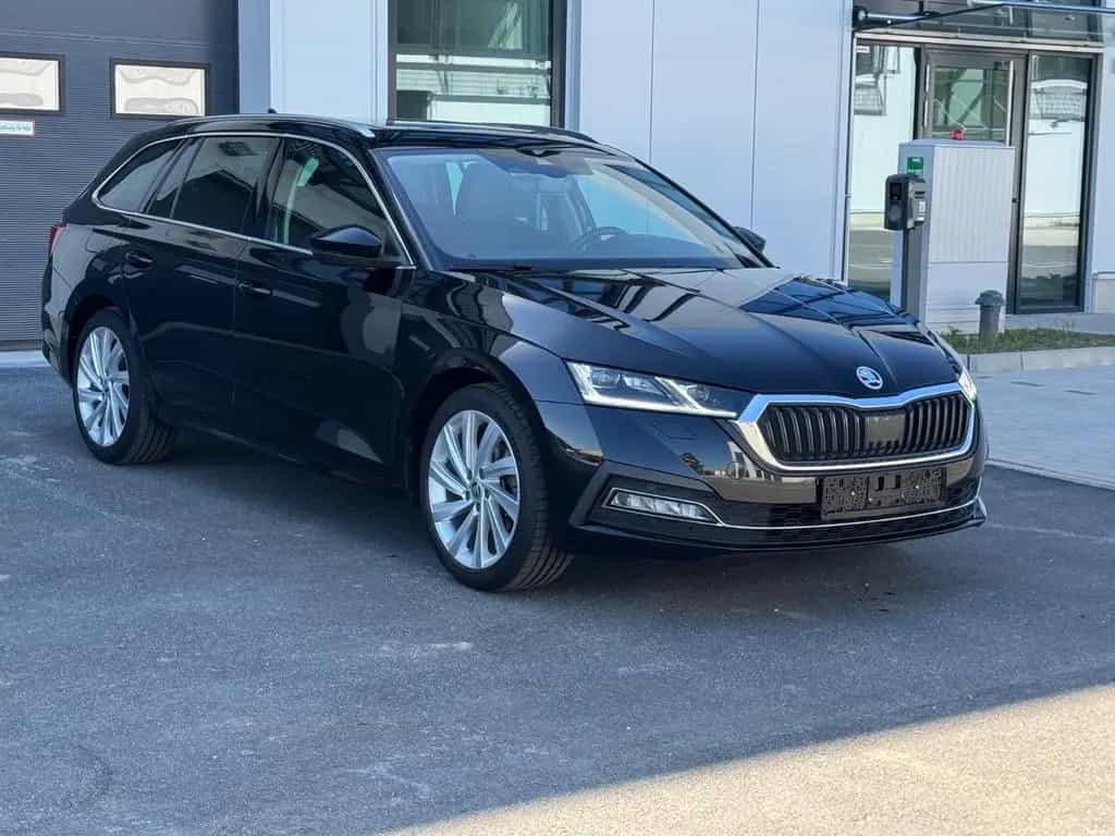 Skoda Octavia Style * 1.5 TSI*LED*Pano*HeadUp*ACC*SHZ* 08/2020-photo-1