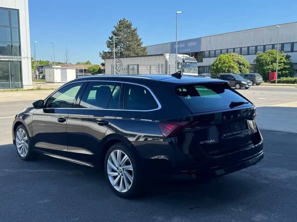 Skoda Octavia Style * 1.5 TSI*LED*Pano*HeadUp*ACC*SHZ* 08/2020-photo-2