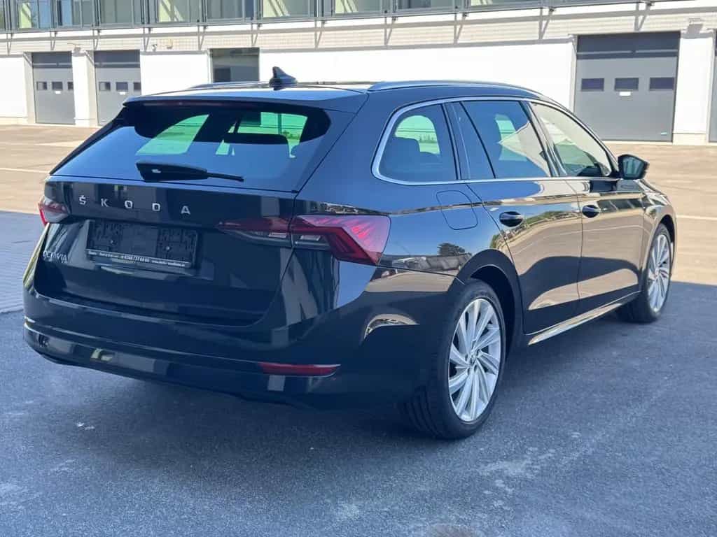 Skoda Octavia Style * 1.5 TSI*LED*Pano*HeadUp*ACC*SHZ* 08/2020-photo-3