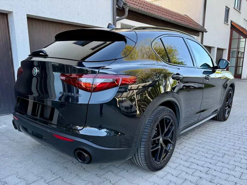 Alfa Romeo Stelvio 2.2 Diesel 16V 154kW B-Tech AT8-Q4 B... 03/2019-photo-3