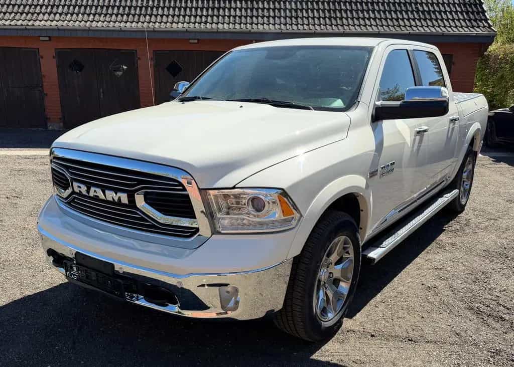 Dodge RAM LIMITED 4X4 RAMBOX, LUFTFEDERUNG !! 07/2017-photo-0