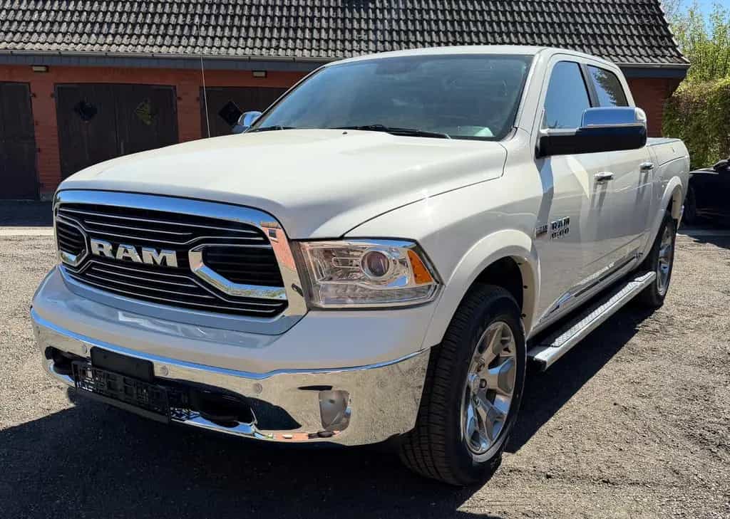 Dodge RAM LIMITED 4X4 RAMBOX, LUFTFEDERUNG !! 07/2017-photo-1