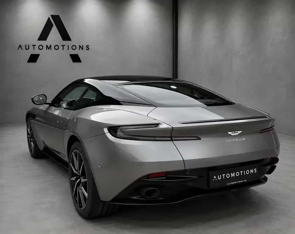 Aston Martin DB11 4.0 V8 Like New! 06/2020-photo-2