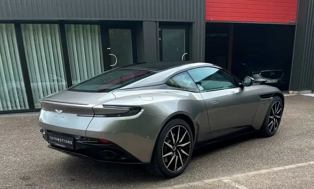 Aston Martin DB11 4.0 V8 Like New! 06/2020-photo-7