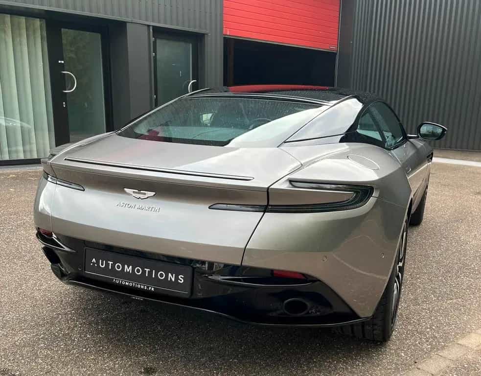 Aston Martin DB11 4.0 V8 Like New! 06/2020-photo-8