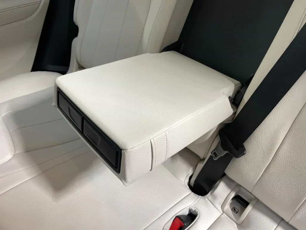 Mercedes-Benz GLB-Class d 8G-DCT Progressive+STANH+DISTRONIC+DAB 12/2021-photo-32