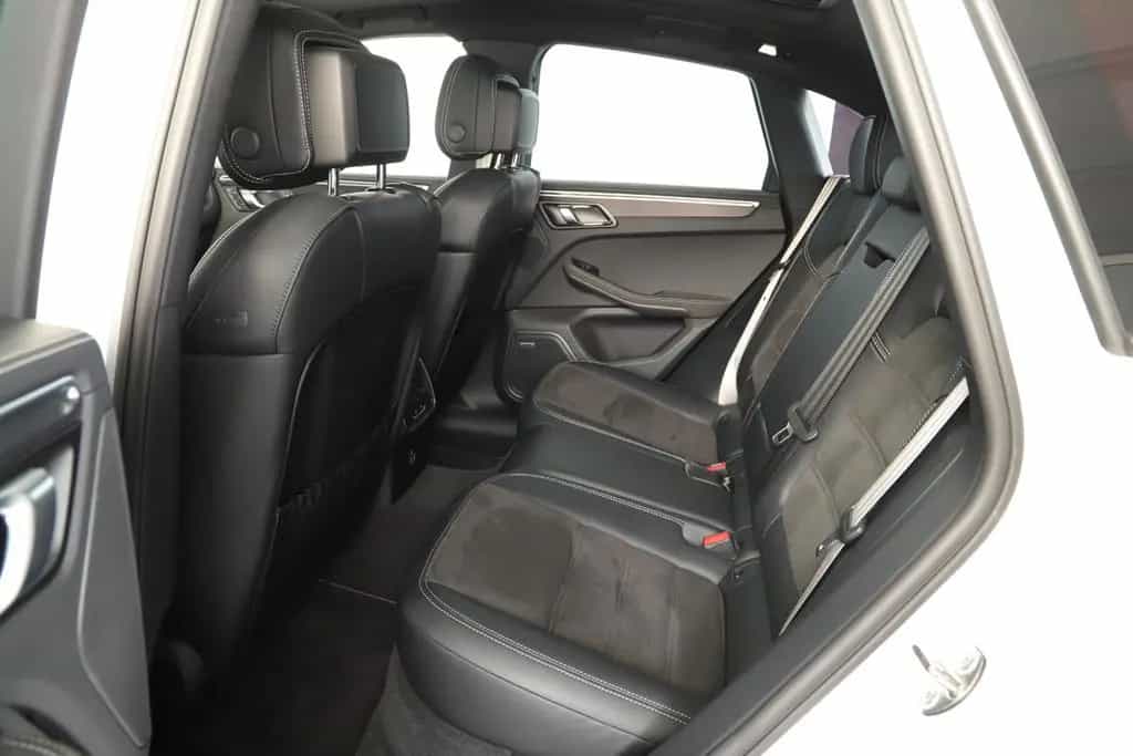 Porsche Macan GTS 01/2024-photo-21