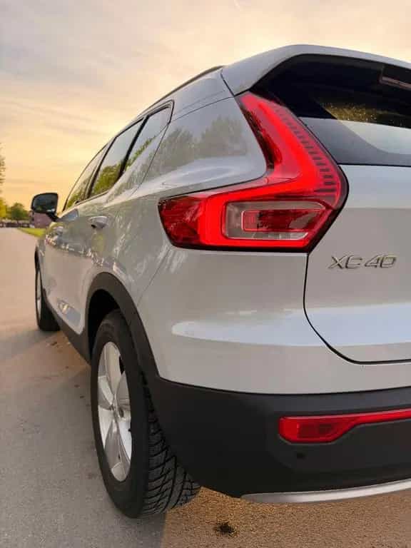 Volvo XC40 D4 AWD Momentum Pro Geartronic Momentum Pro 05/2019-photo-11