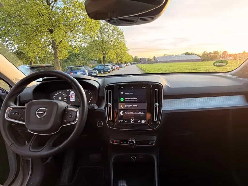 Volvo XC40 D4 AWD Momentum Pro Geartronic Momentum Pro 05/2019-photo-14