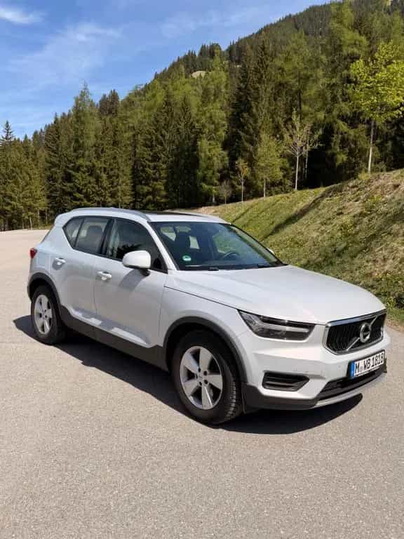 Volvo XC40 D4 AWD Momentum Pro Geartronic Momentum Pro 05/2019-photo-17