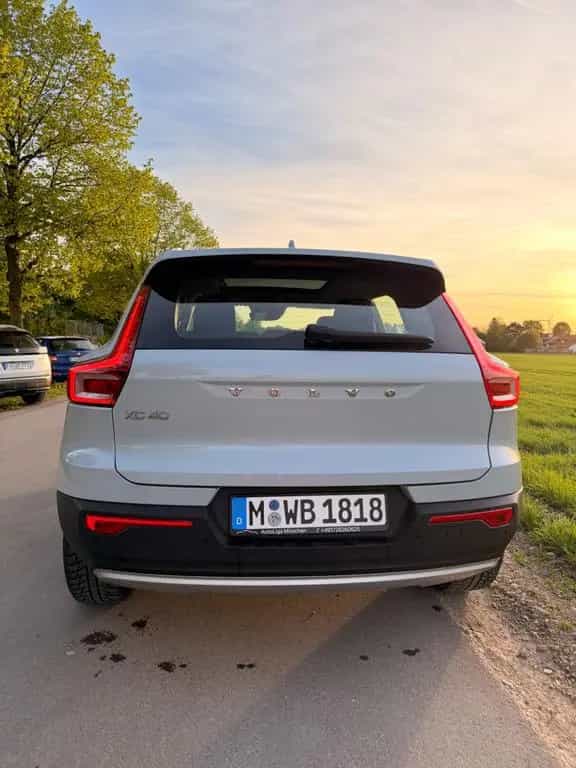 Volvo XC40 D4 AWD Momentum Pro Geartronic Momentum Pro 05/2019-photo-1