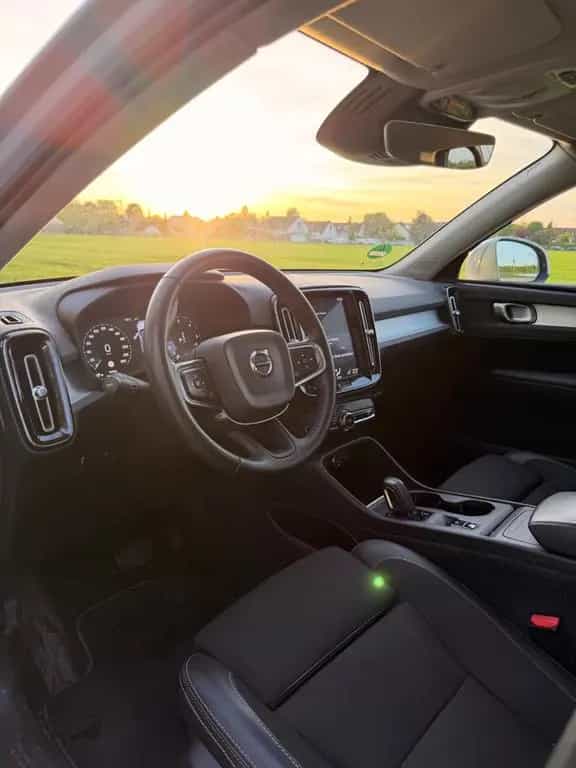 Volvo XC40 D4 AWD Momentum Pro Geartronic Momentum Pro 05/2019-photo-2