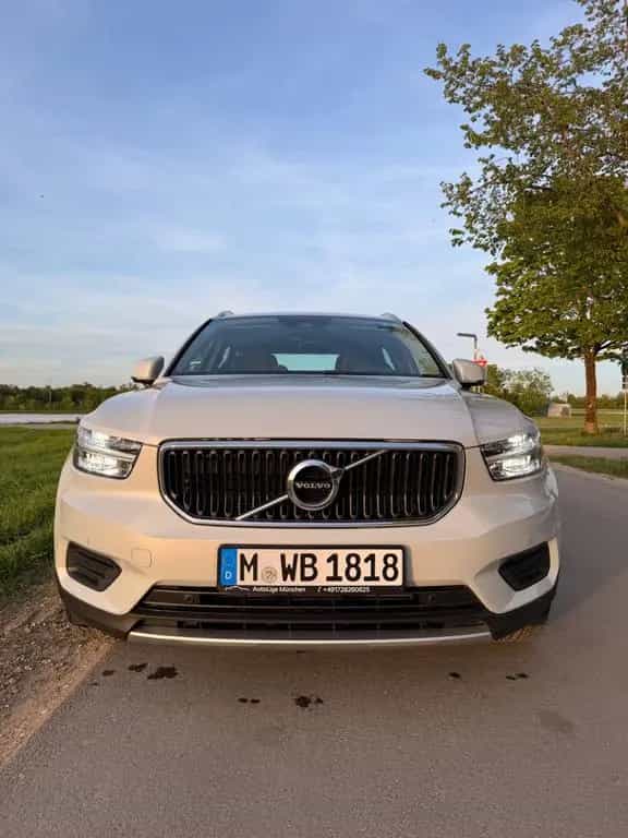 Volvo XC40 D4 AWD Momentum Pro Geartronic Momentum Pro 05/2019-photo-8