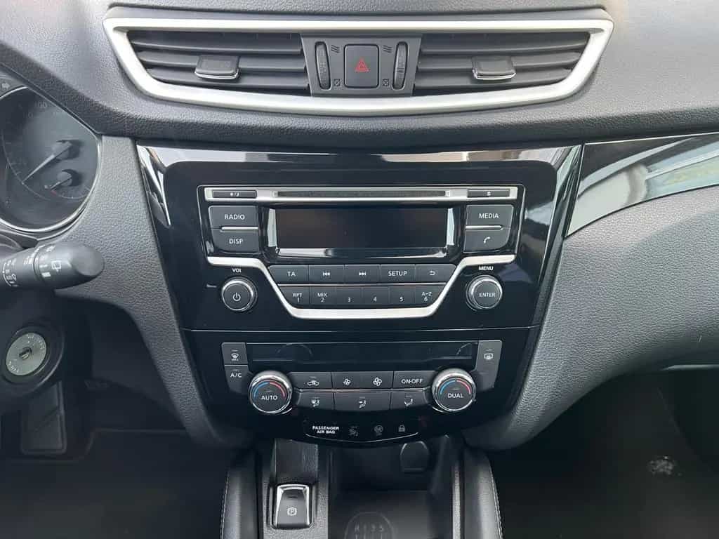 Nissan Qashqai Acenta 1.6*LED*KLIMAA-*TEMPO*ALU*EURO6** 01/2017-photo-18