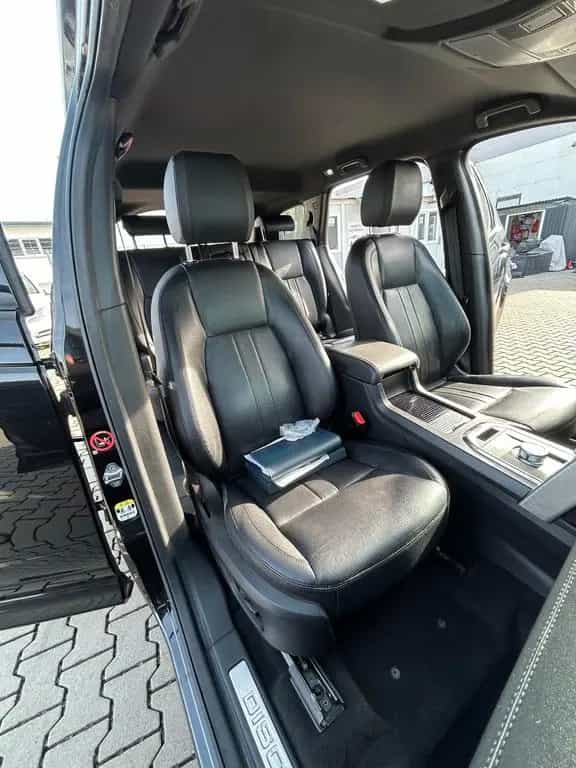 Land Rover Discovery Sport Spor ALLRAD t 2.0 D240 HSE AW... 05/2019-photo-23