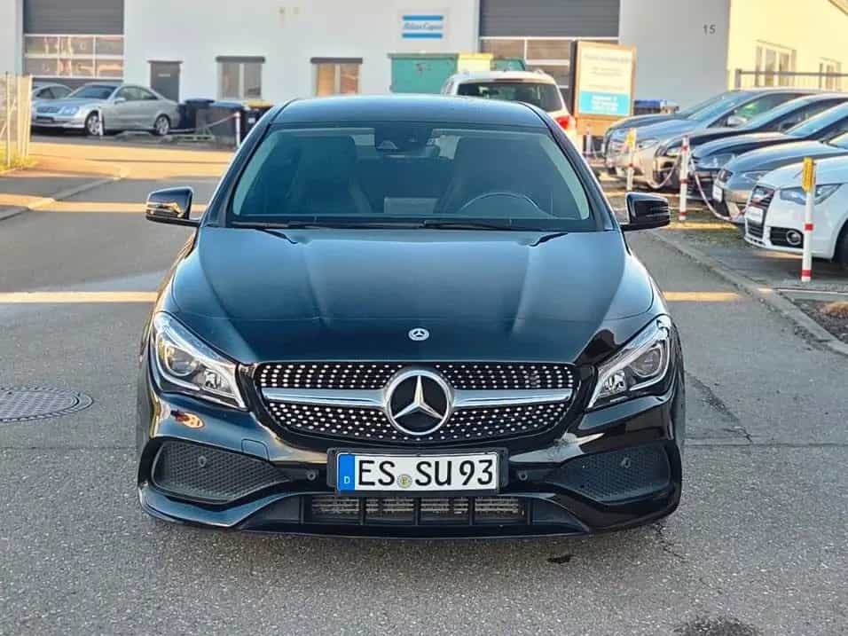 Mercedes-Benz CLA 180 Shooting Brake AMG-line Top 12/2018-photo-1