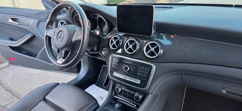 Mercedes-Benz CLA 180 Shooting Brake AMG-line Top 12/2018-photo-16
