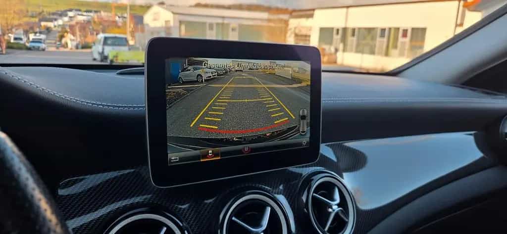 Mercedes-Benz CLA 180 Shooting Brake AMG-line Top 12/2018-photo-19