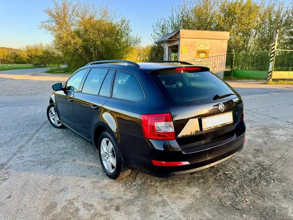 Skoda Octavia 1.4 TSI Ambition Combi 07/2016-photo-3