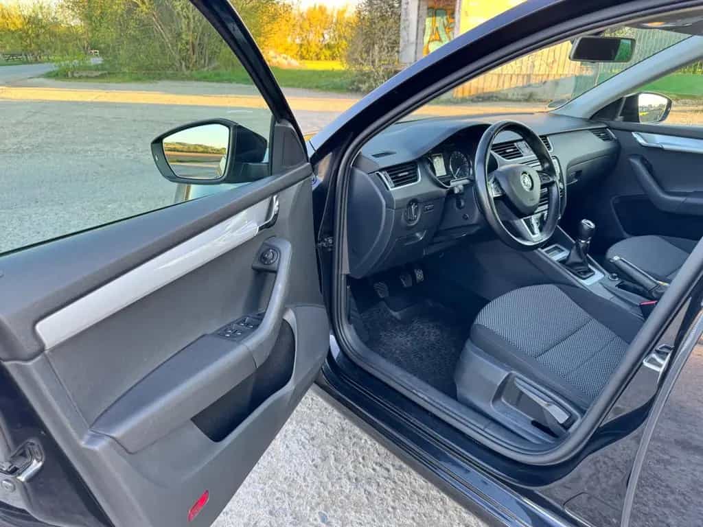 Skoda Octavia 1.4 TSI Ambition Combi 07/2016-photo-5