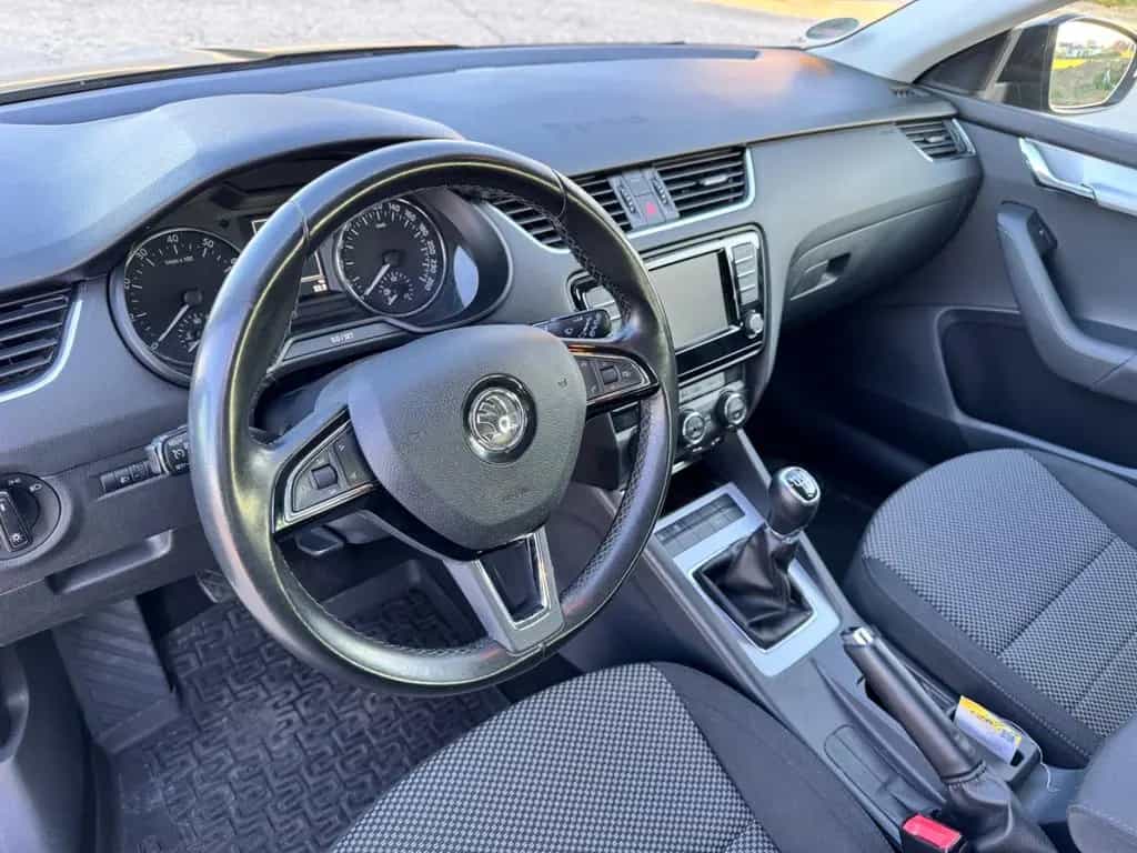 Skoda Octavia 1.4 TSI Ambition Combi 07/2016-photo-7