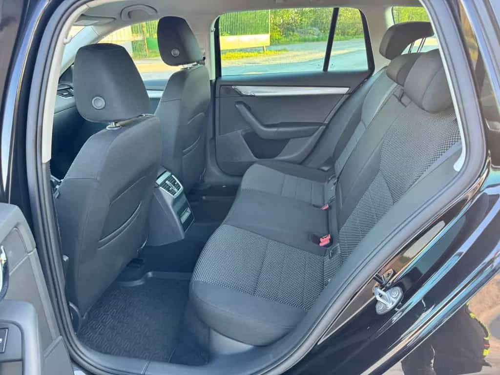 Skoda Octavia 1.4 TSI Ambition Combi 07/2016-photo-8