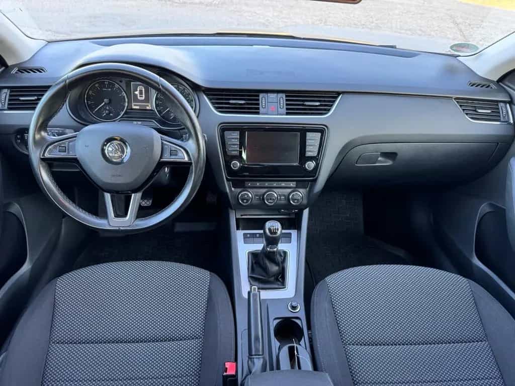 Skoda Octavia 1.4 TSI Ambition Combi 07/2016-photo-9