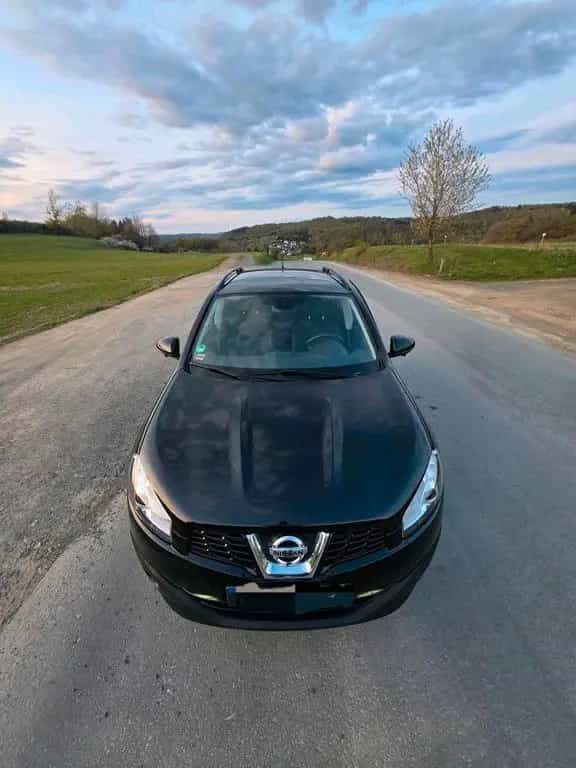 Nissan Qashqai 360 Sondermodell 1.6 01/2014-photo-2