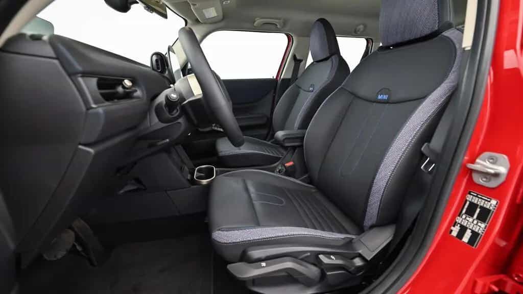 MINI Cooper C 5-Türer 02/2025-photo-10