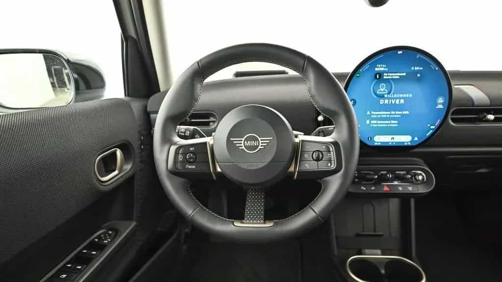 MINI Cooper C 11/2024-photo-11