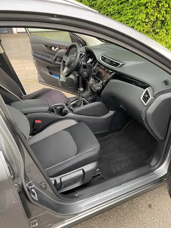 Nissan Qashqai 1.3 Zama/TOP-ZUSTAND/TÜV NEU/Checkheft 05/2021-photo-1