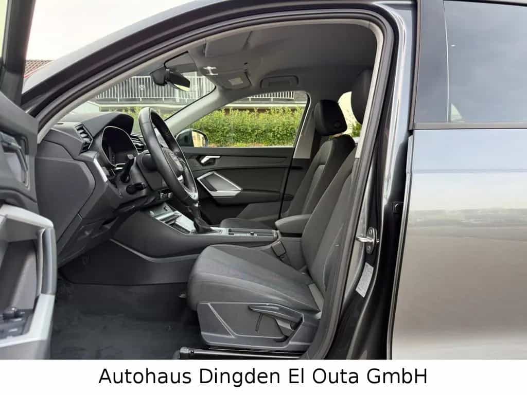Audi Q3 40 TFSI quattro S Line 03/2022-photo-11