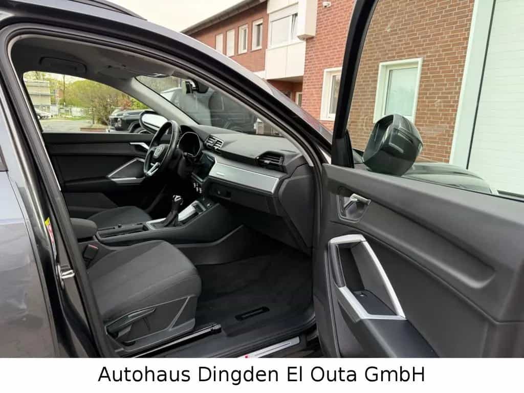 Audi Q3 40 TFSI quattro S Line 03/2022-photo-19