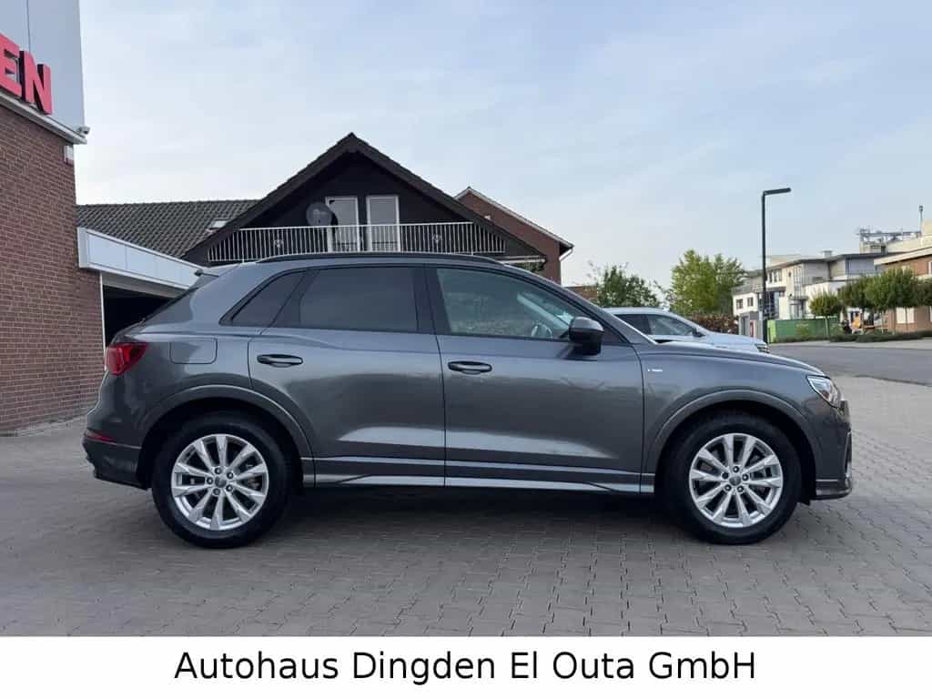 Audi Q3 40 TFSI quattro S Line 03/2022-photo-5