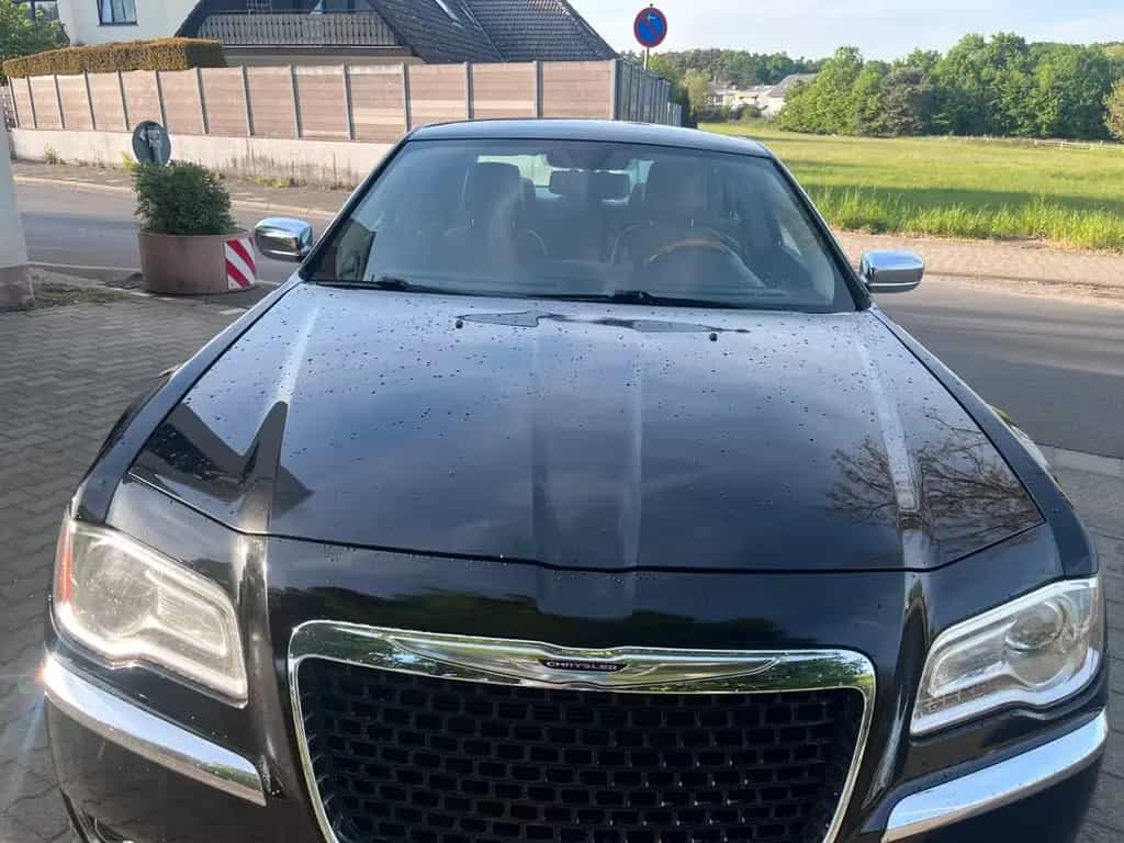 Chrysler 300C 5.7 HEMI 06/2013-photo-1