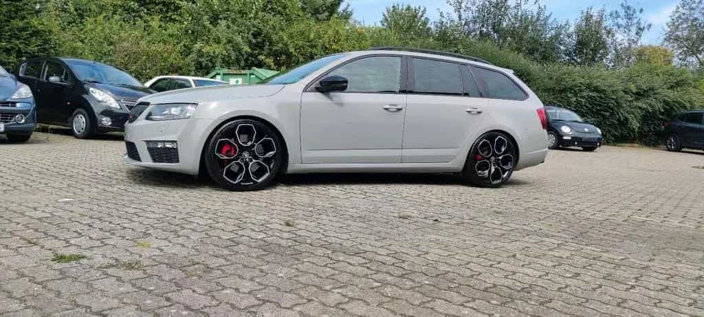 Skoda Octavia 5e RS 11/2016-photo-9