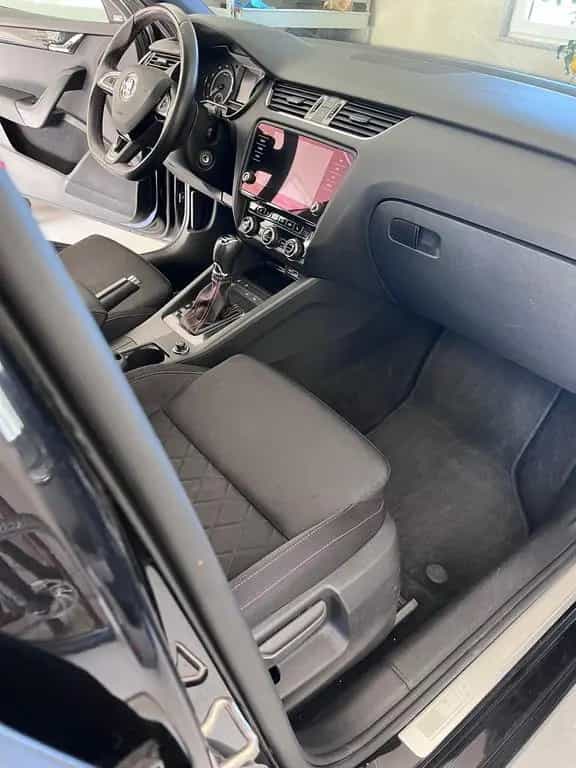 Skoda Octavia RS 06/2018-photo-9