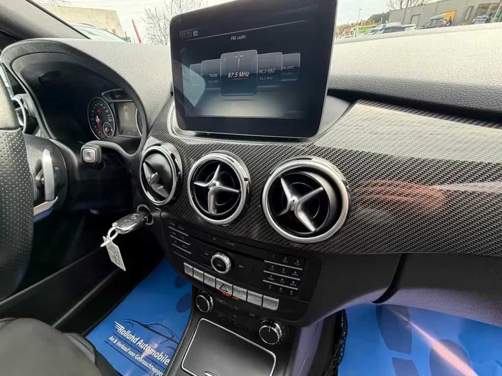 Mercedes-Benz B-Class *1.HD*AMG-Paket*Aut*76.TKM*Kamera*TÜV NEU 06/2016-photo-17