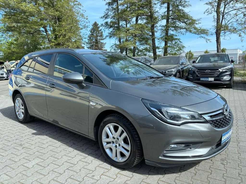 Opel Astra K Sports Tourer 120 Jahre AHK 07/2019-photo-3