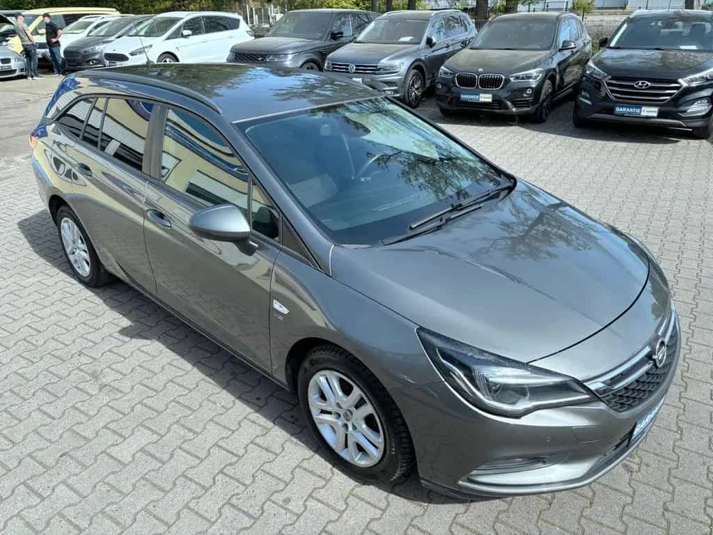 Opel Astra K Sports Tourer 120 Jahre AHK 07/2019-photo-4