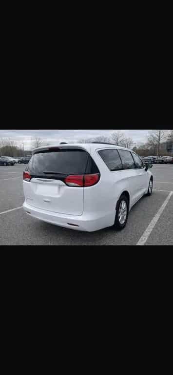 Chrysler Pacifica Voyager Bj.2021 03/2021-photo-2