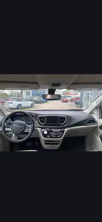 Chrysler Pacifica Voyager Bj.2021 03/2021-photo-8