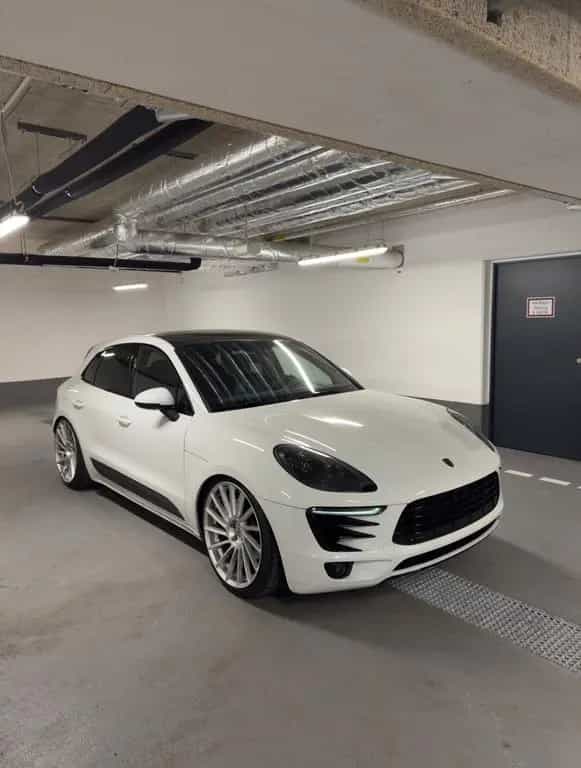 Porsche Macan S 02/2015-photo-2