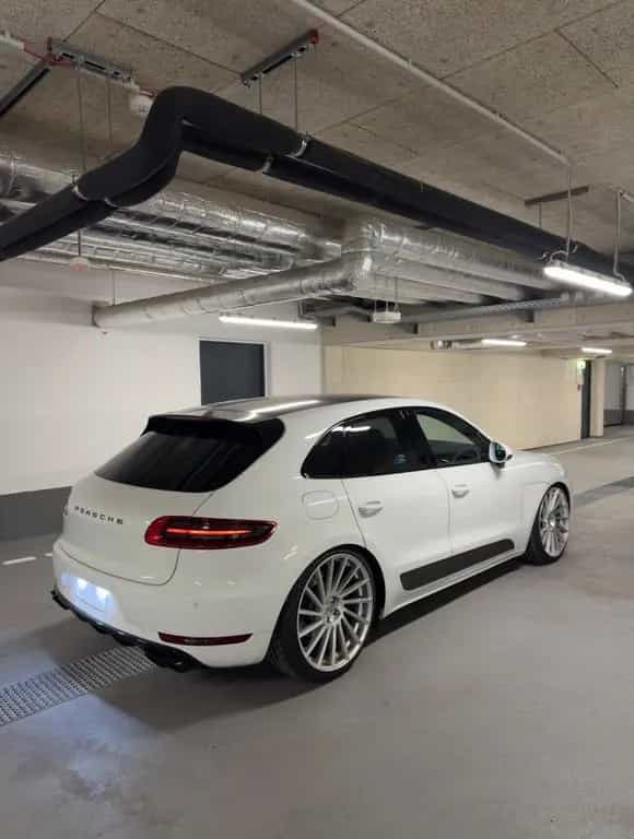Porsche Macan S 02/2015-photo-4
