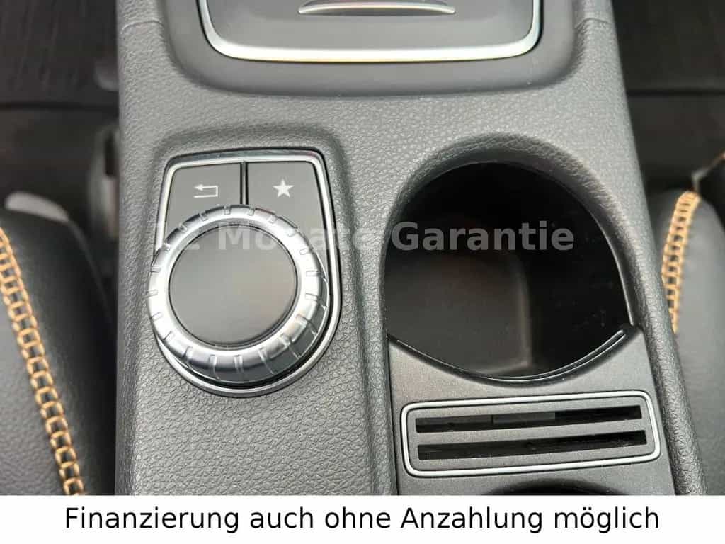 Mercedes-Benz GLA 200 GLA-Klasse GLA 200 Automatik Navi&Rückfahrkamera 04/2019-photo-24